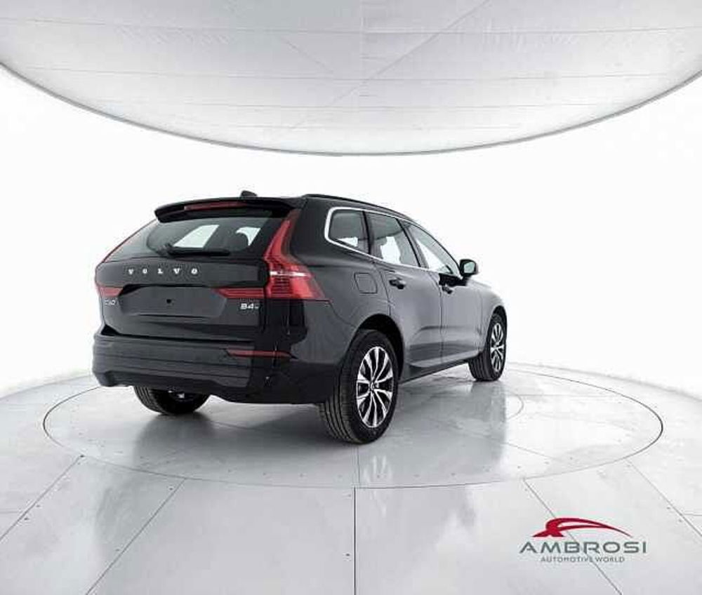 Volvo XC60 nuova a Perugia (3)