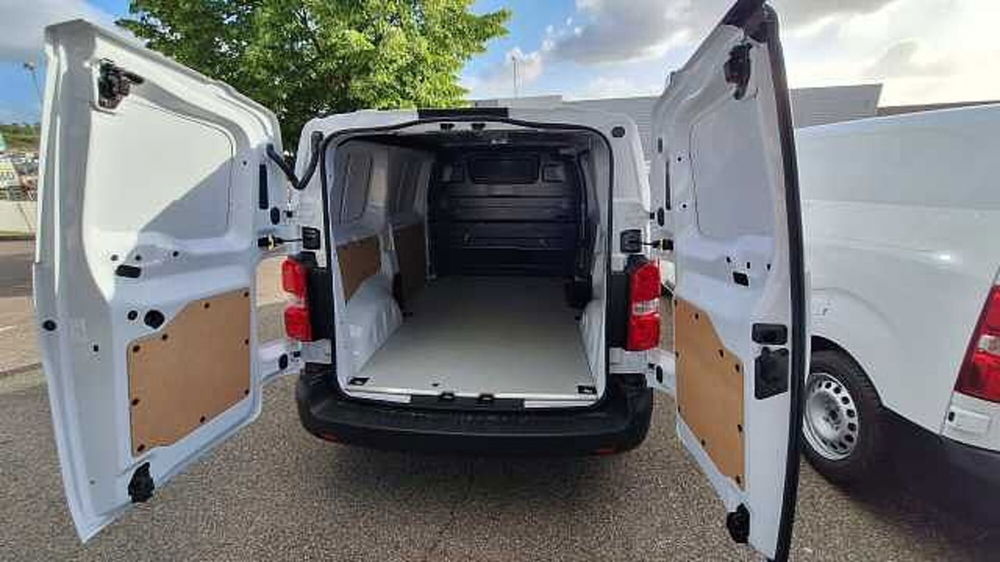 Opel Vivaro-e Furgone nuova a Viterbo (10)