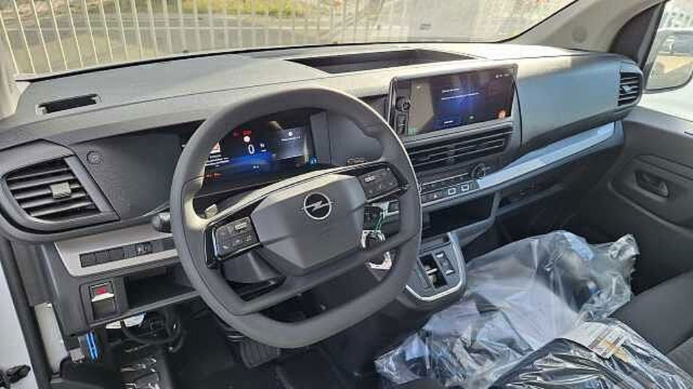 Opel Vivaro-e Furgone nuova a Viterbo (5)