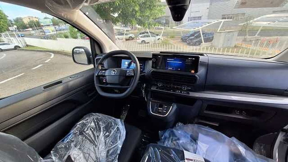 Opel Vivaro-e Furgone nuova a Viterbo (8)