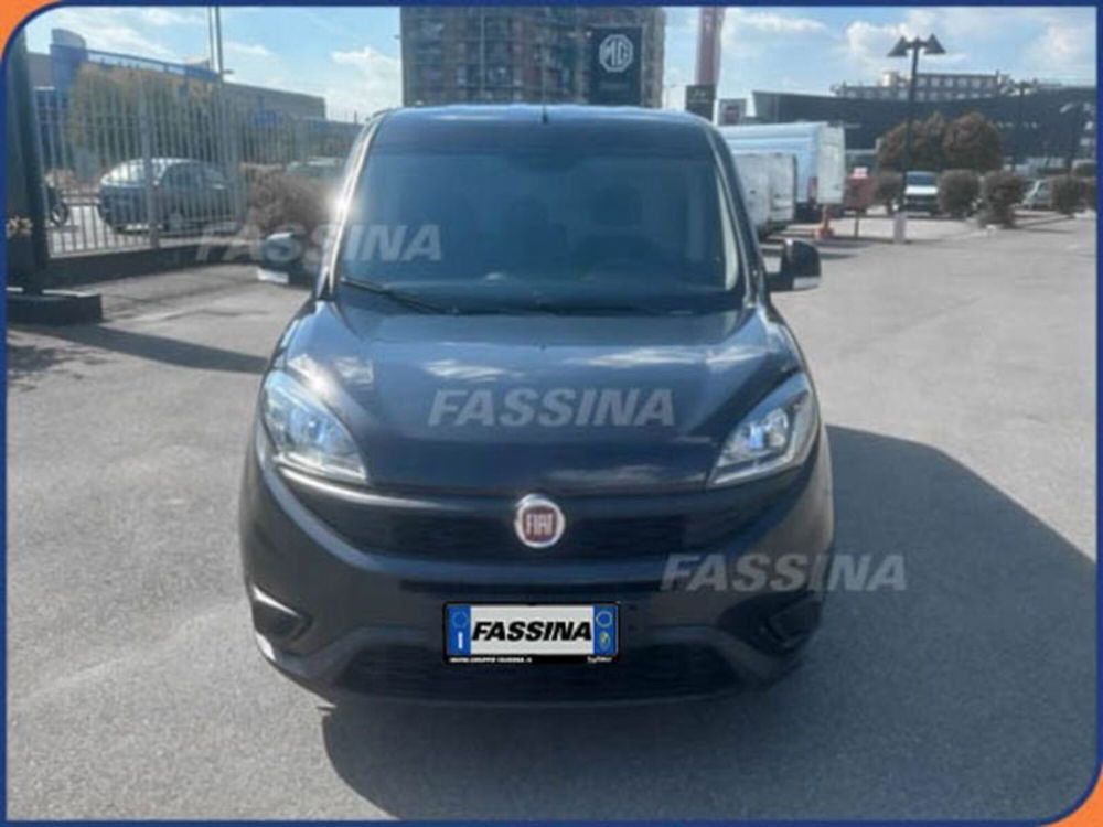 Fiat Doblò Furgone usata a Milano (2)