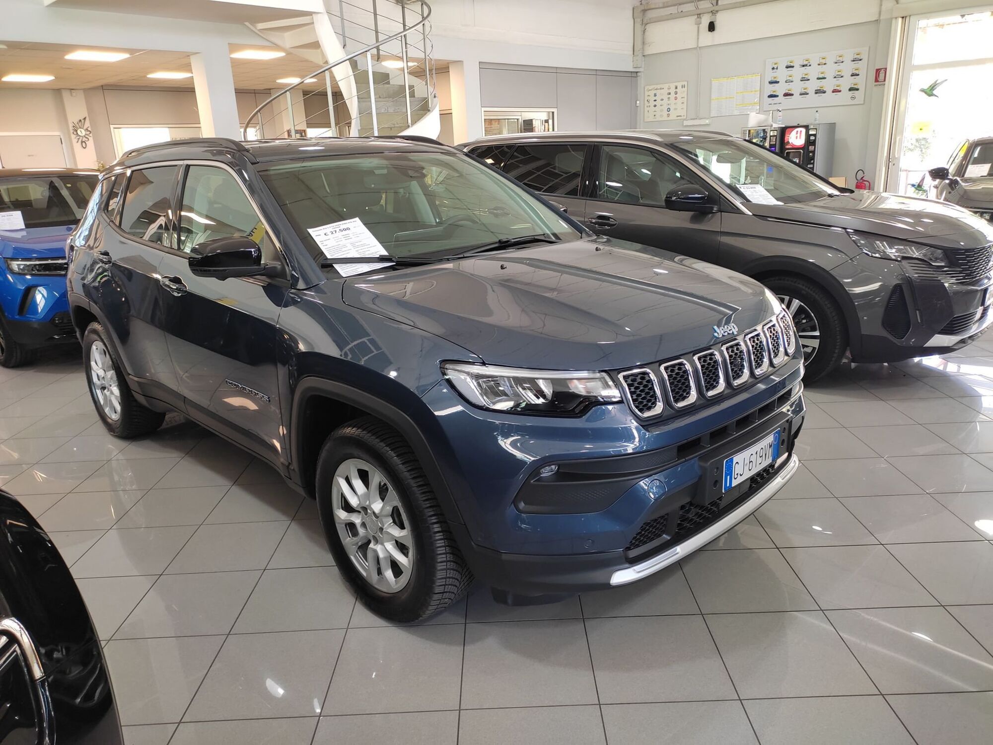 Jeep Compass 1.3 T4 190CV PHEV AT6 4xe Limited  del 2022 usata a Prato