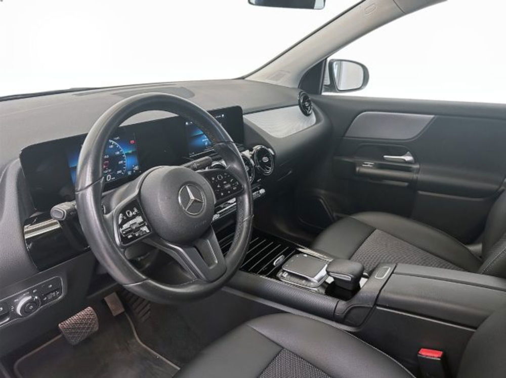 Mercedes-Benz GLA SUV usata a Modena (7)