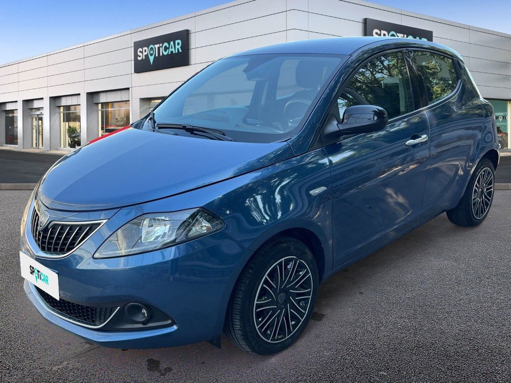 Lancia Ypsilon usata a Pescara (2)