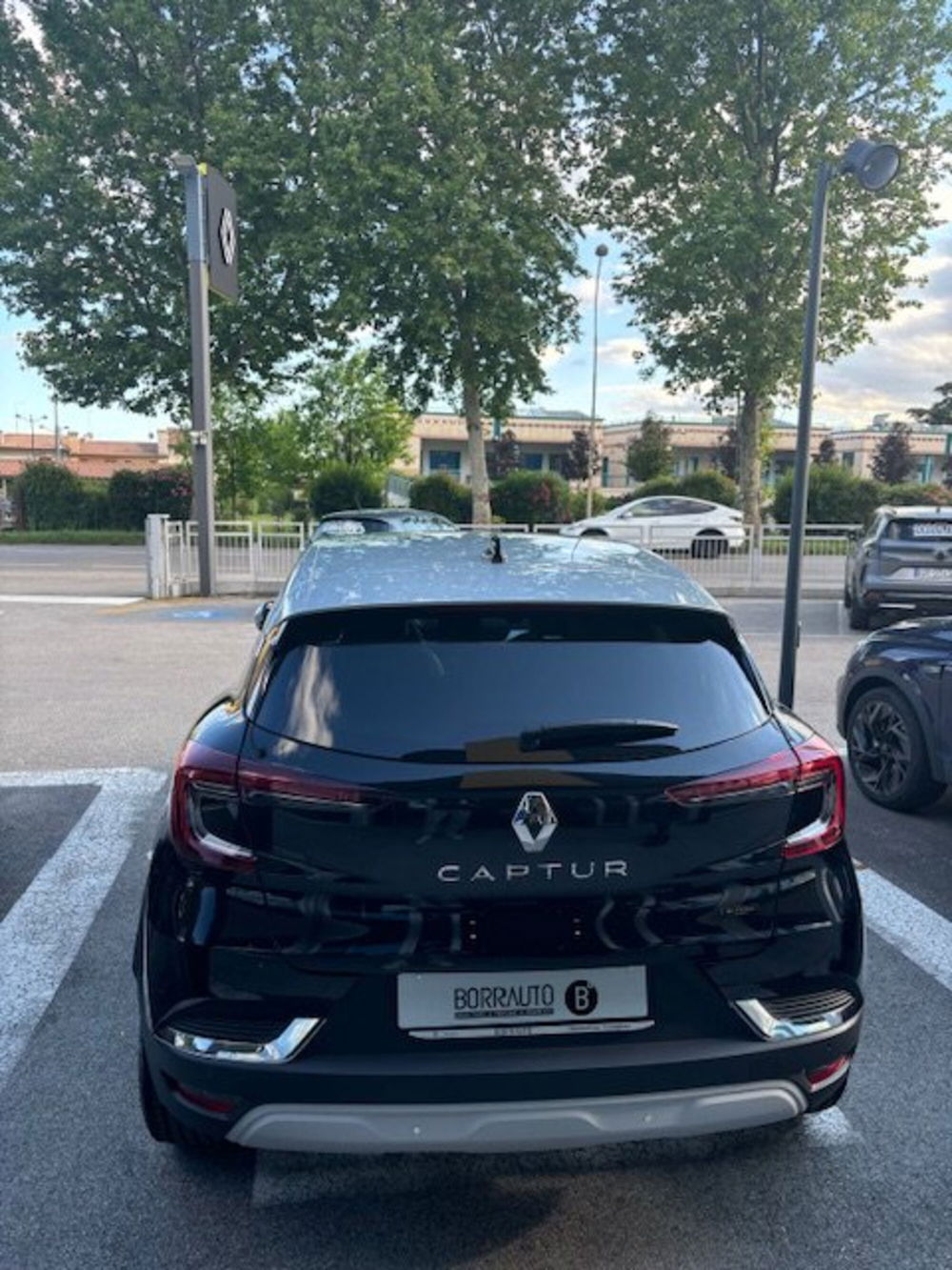 Renault Captur nuova a Treviso (6)