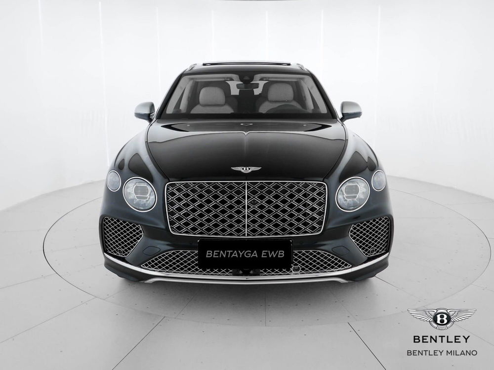 Bentley Bentayga usata a Milano (2)