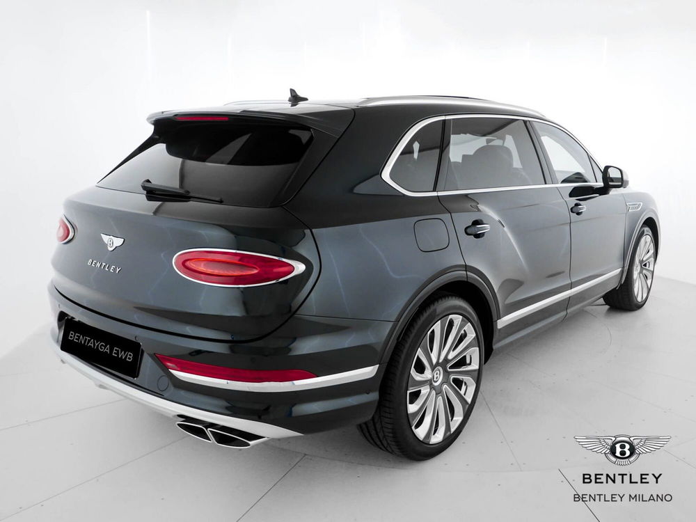 Bentley Bentayga usata a Milano (7)