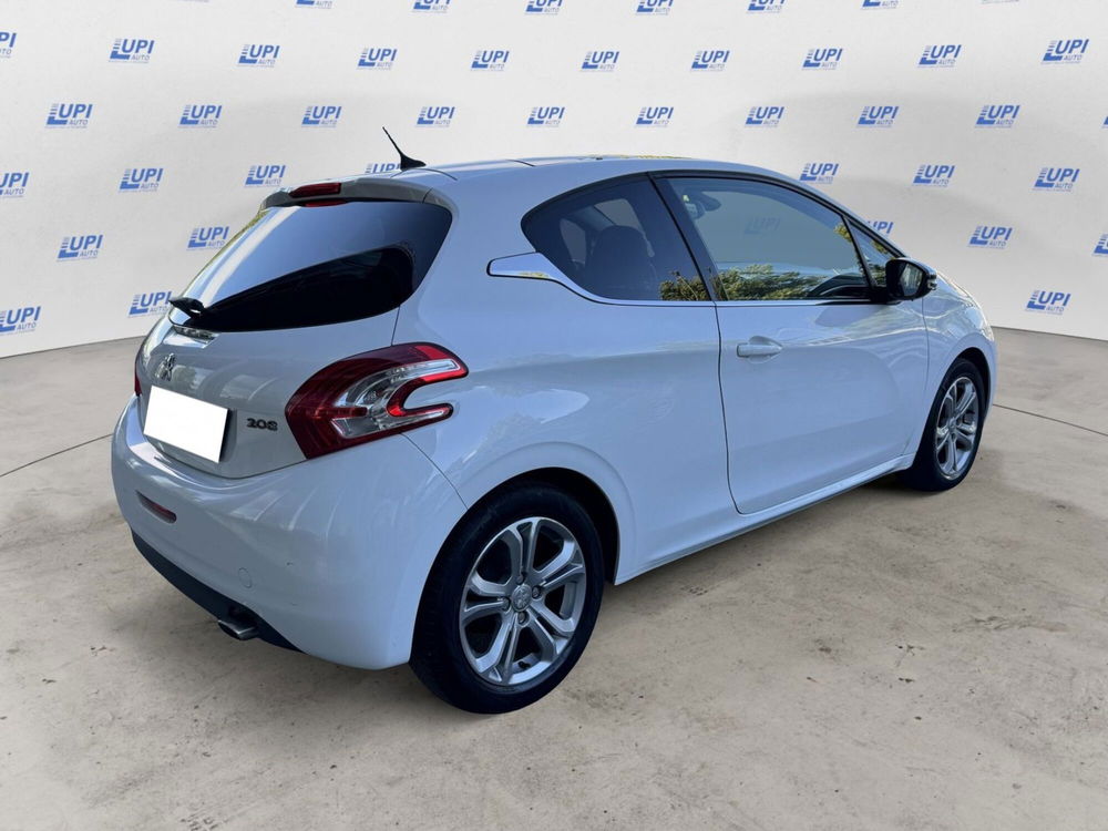 Peugeot 208 usata a Pistoia (8)