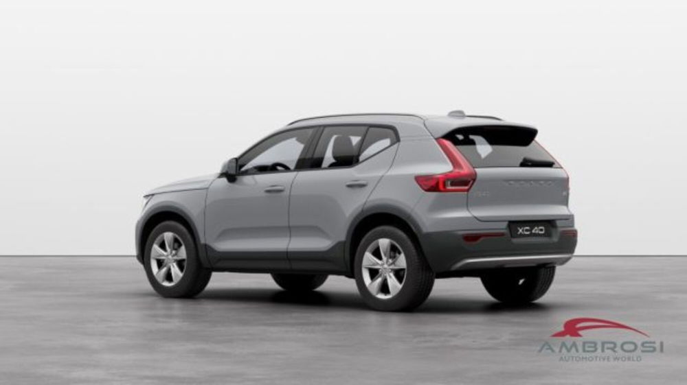 Volvo XC40 nuova a Perugia (3)