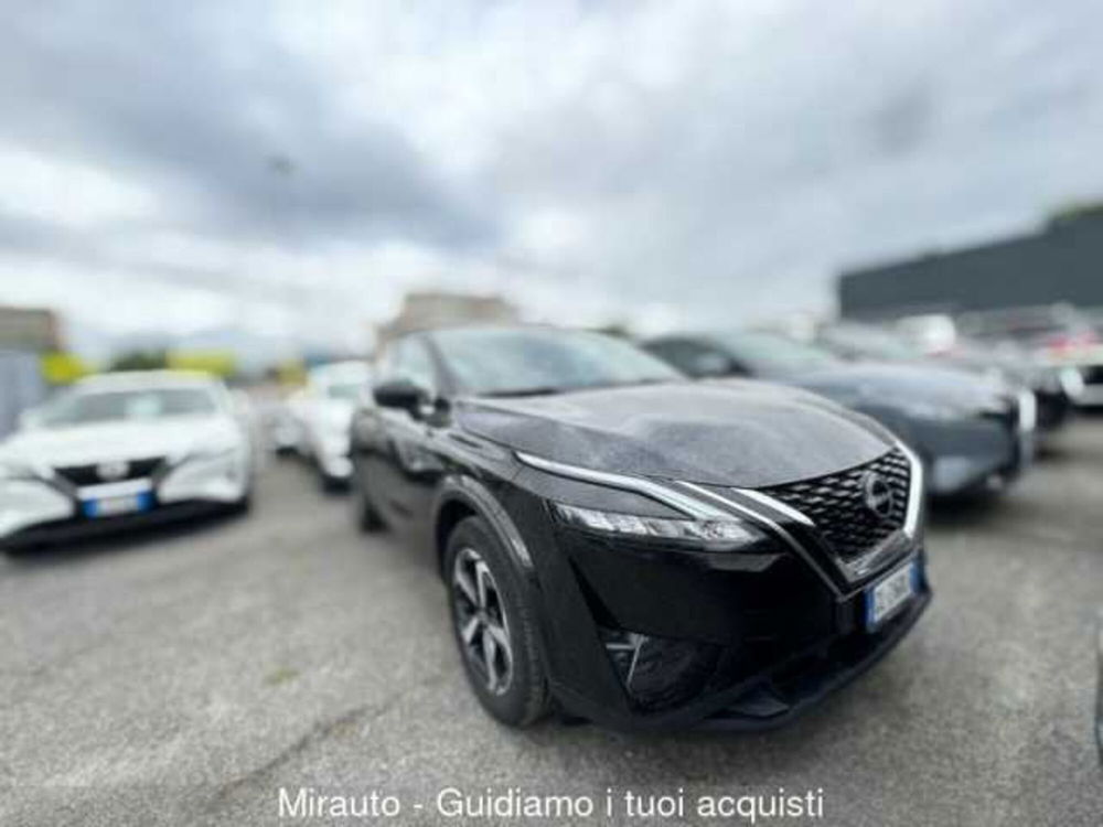 Nissan Qashqai usata a Roma