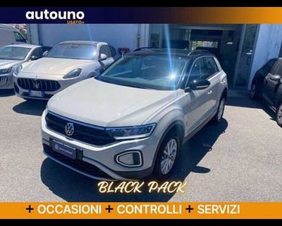 Volkswagen T-Roc 1.0 TSI Life del 2023 usata a Pozzuoli