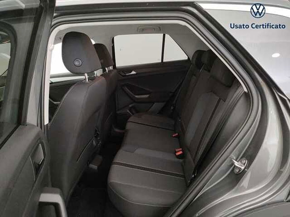 Volkswagen T-Roc nuova a Varese (11)