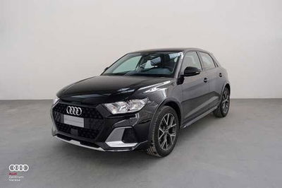 Audi A1 citycarver 30 TFSI Admired  del 2021 usata a Varese