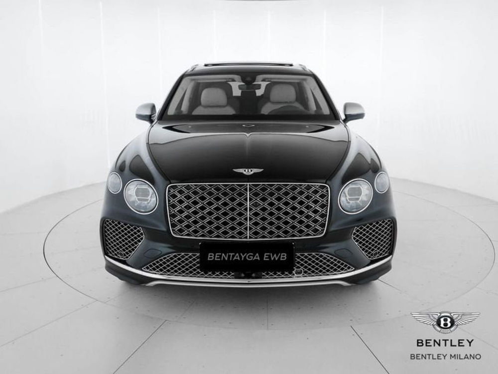 Bentley Bentayga usata a Milano (2)