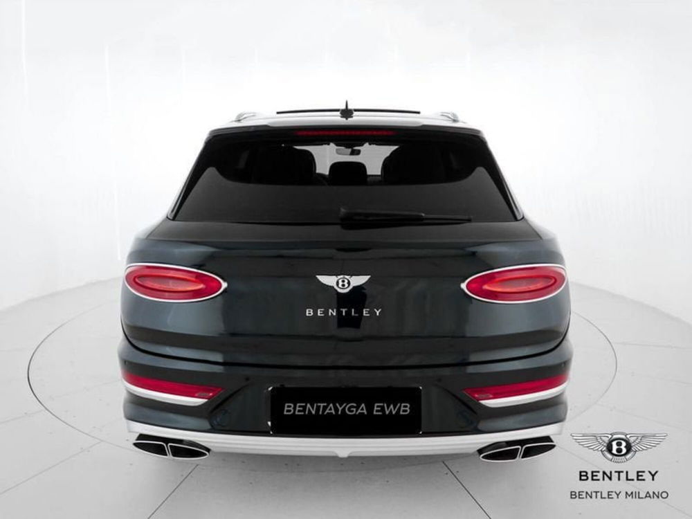 Bentley Bentayga usata a Milano (5)