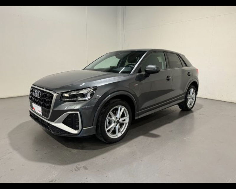 Audi Q2 35 2.0 tdi S line edition s-tronic del 2023 usata a Conegliano