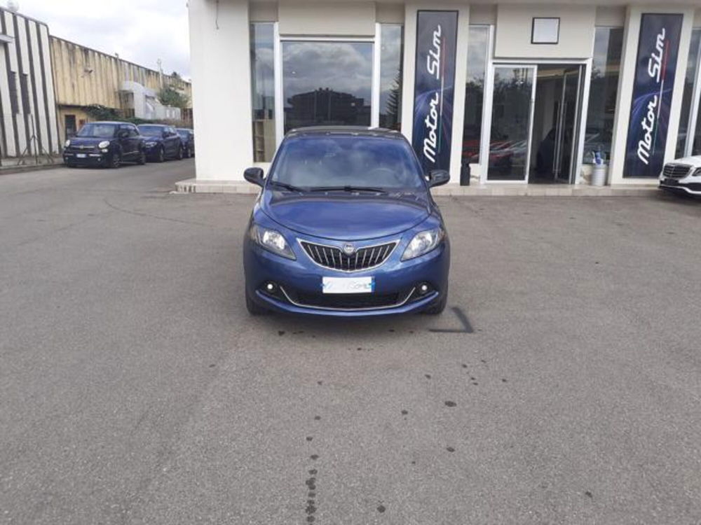 Lancia Ypsilon usata a Firenze