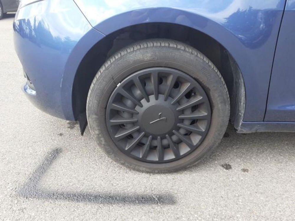 Lancia Ypsilon usata a Firenze (10)