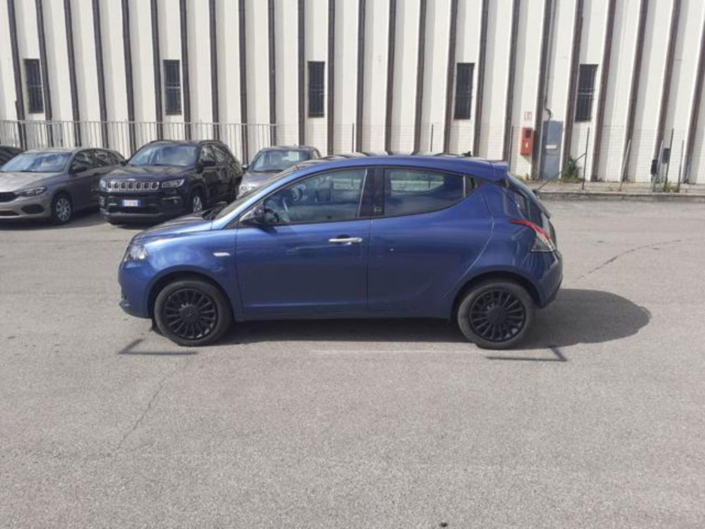 Lancia Ypsilon usata a Firenze (7)