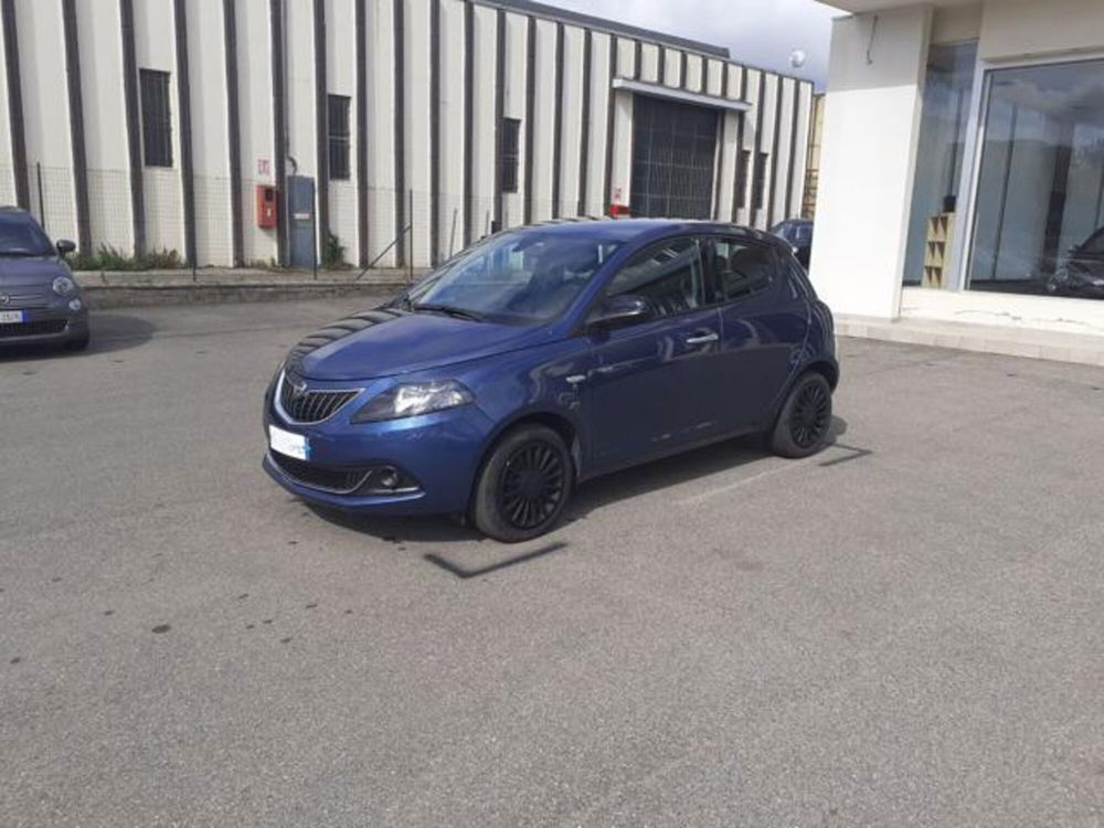 Lancia Ypsilon usata a Firenze (8)