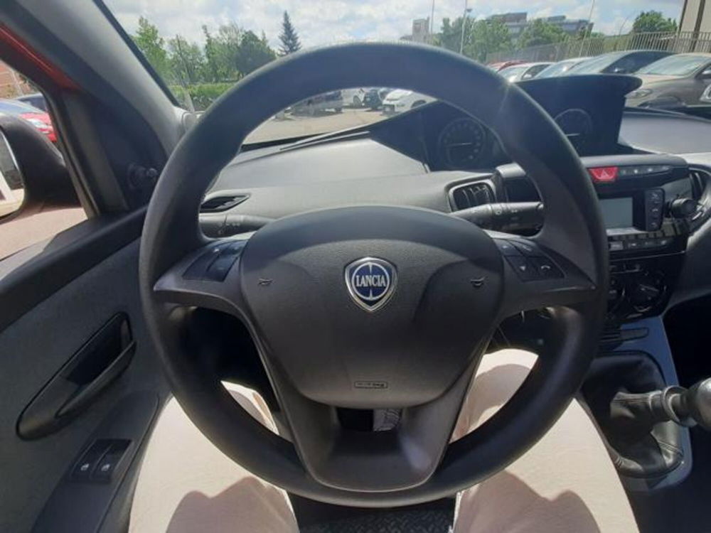 Lancia Ypsilon usata a Firenze (13)