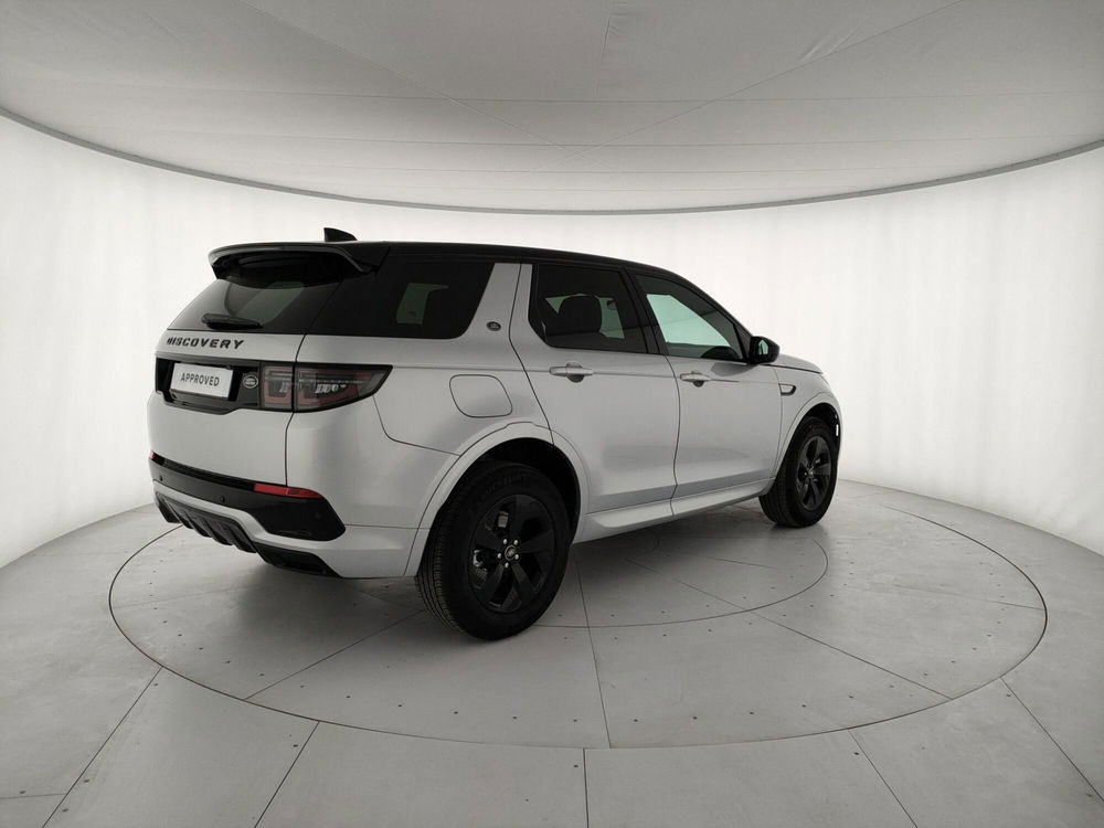 Land Rover Discovery Sport usata a Milano (2)