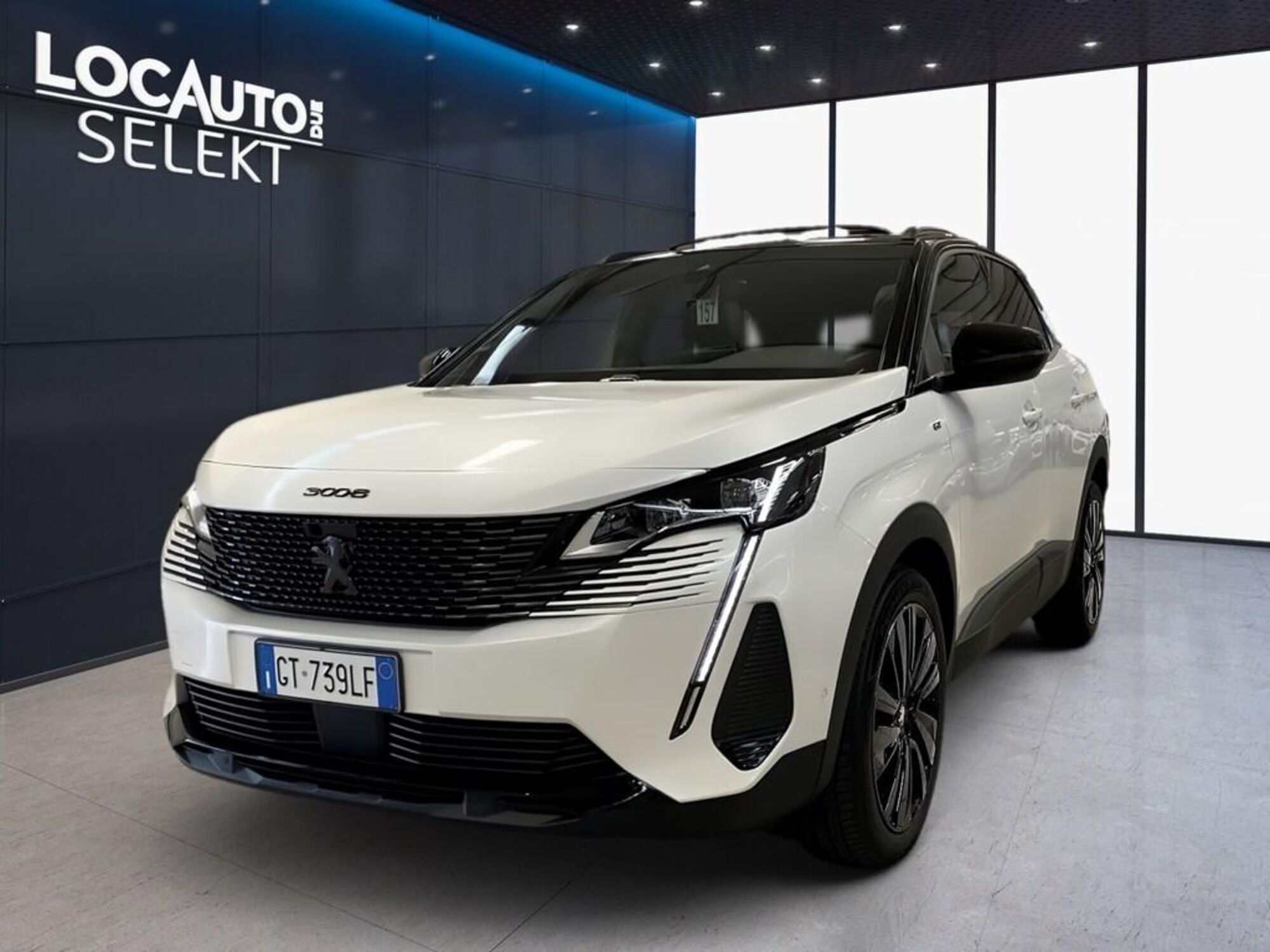 Peugeot 3008 1.2 hybrid GT 136cv e-dcs6 nuova a Torino