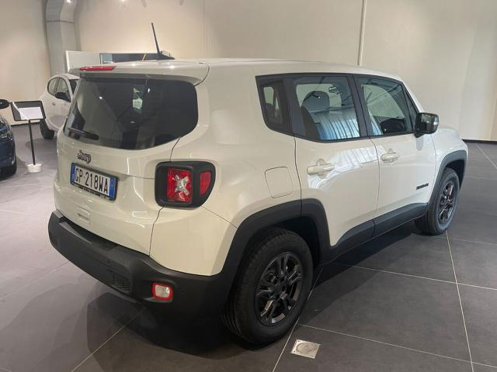 Jeep Renegade nuova a Aosta (7)