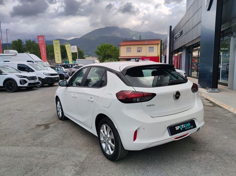 Opel Corsa nuova a Massa-Carrara (16)