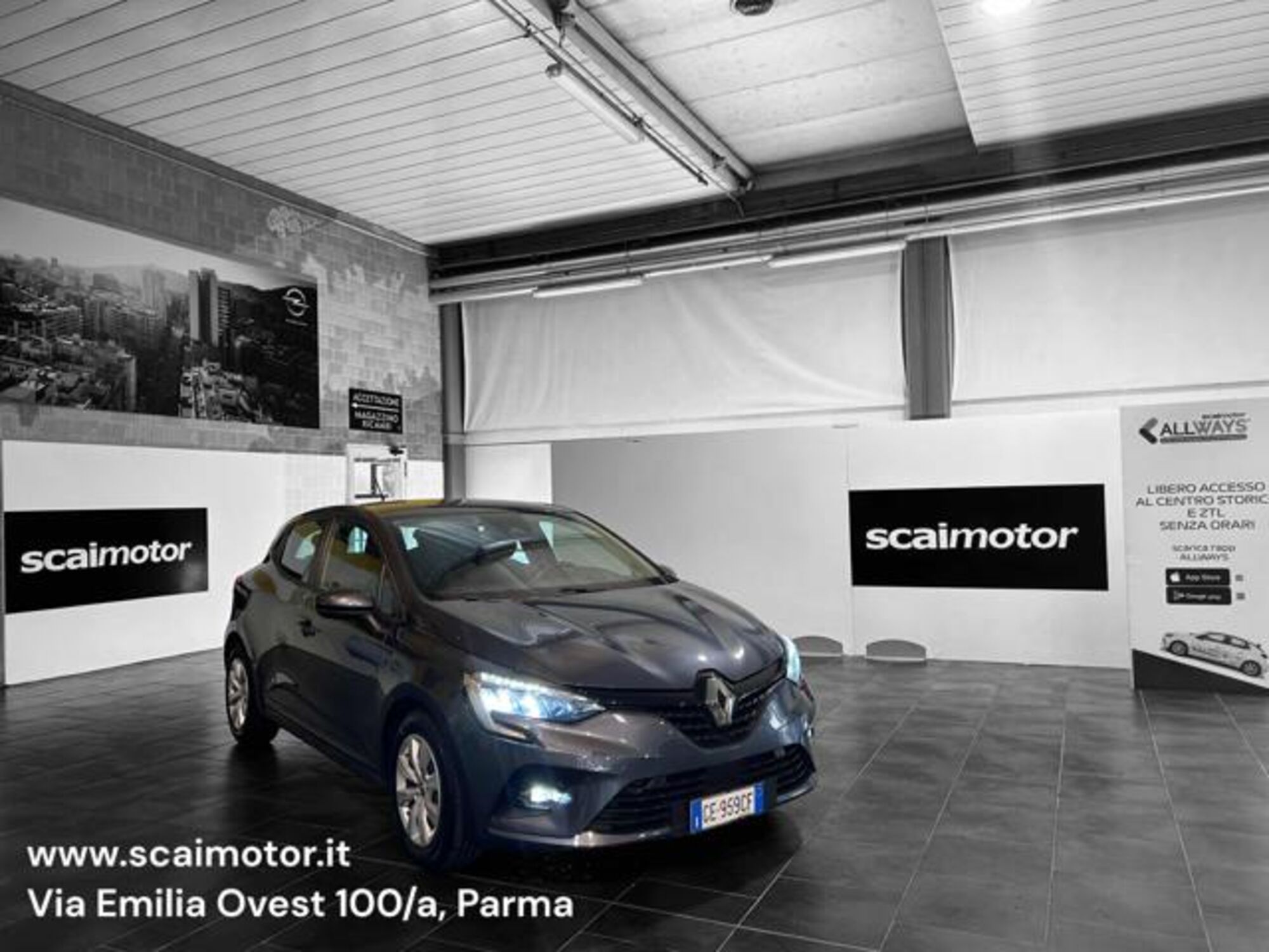 Renault Clio TCe 12V 100 CV GPL 5 porte Business del 2021 usata a Parma