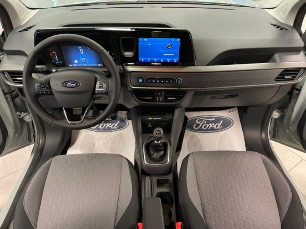 Ford Tourneo Courier nuova a Cuneo (11)