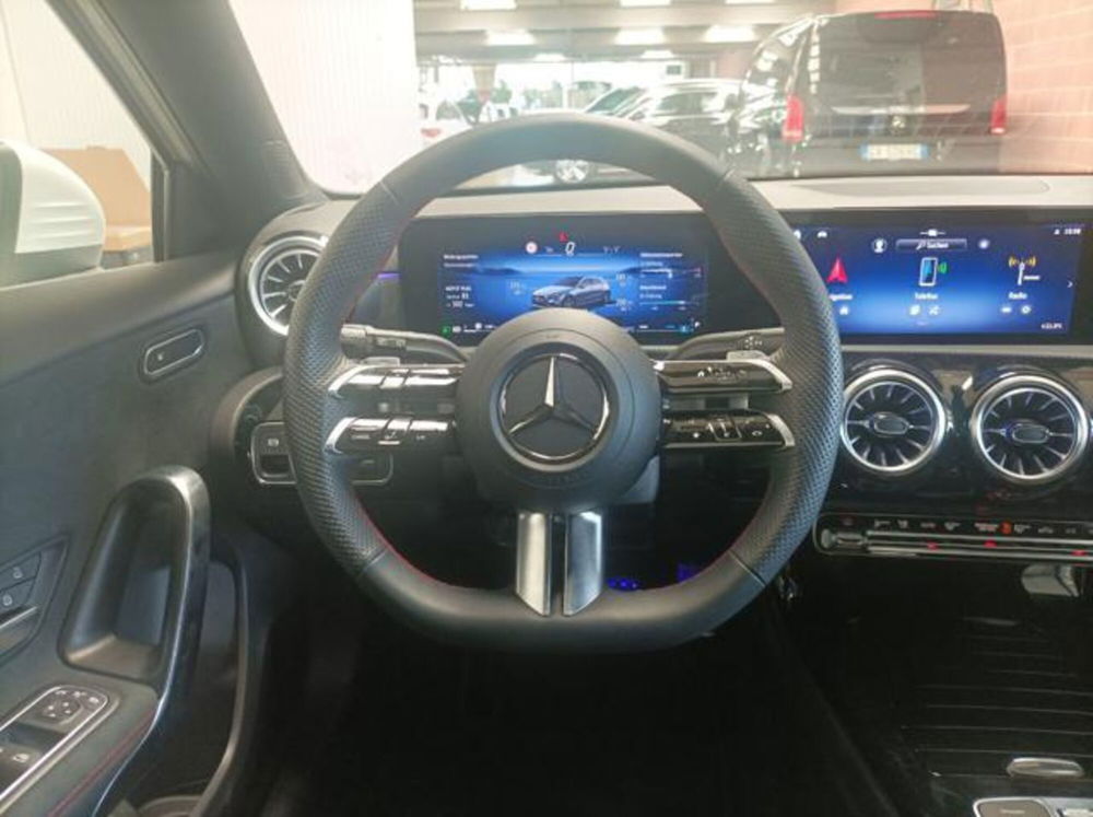 Mercedes-Benz Classe A usata a Milano (10)