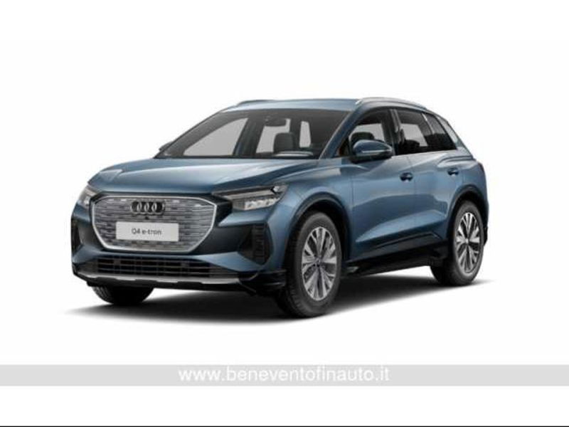 Audi Q4 Q4 40 e-tron Business nuova a Pratola Serra