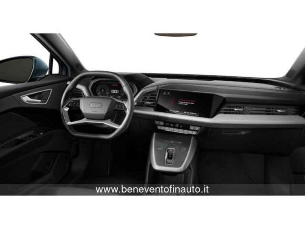 Audi Q4 nuova a Avellino (6)