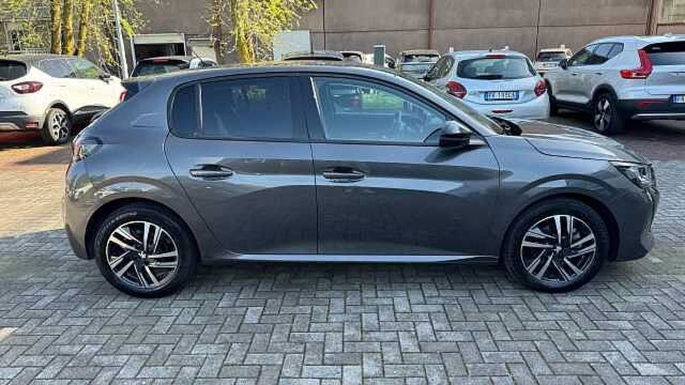 Peugeot 208 usata a Milano (6)