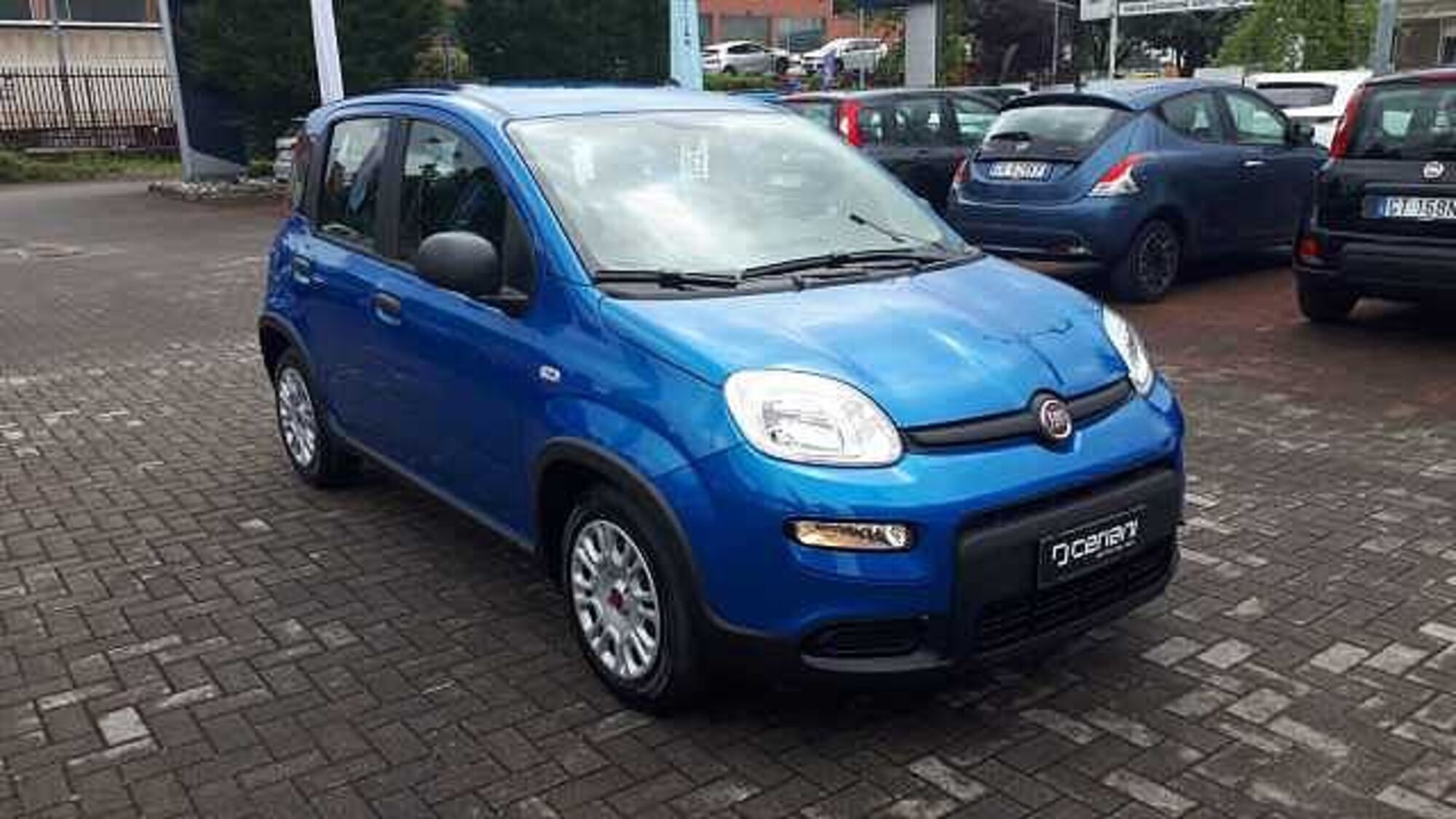 Fiat Panda 1.0 firefly hybrid s&amp;s 70cv 5p.ti nuova a Legnano