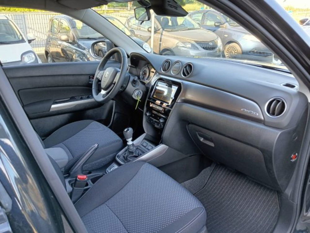 Suzuki Vitara nuova a Brescia (15)