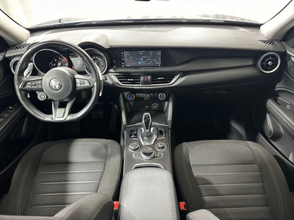 Alfa Romeo Stelvio usata a Sondrio (12)