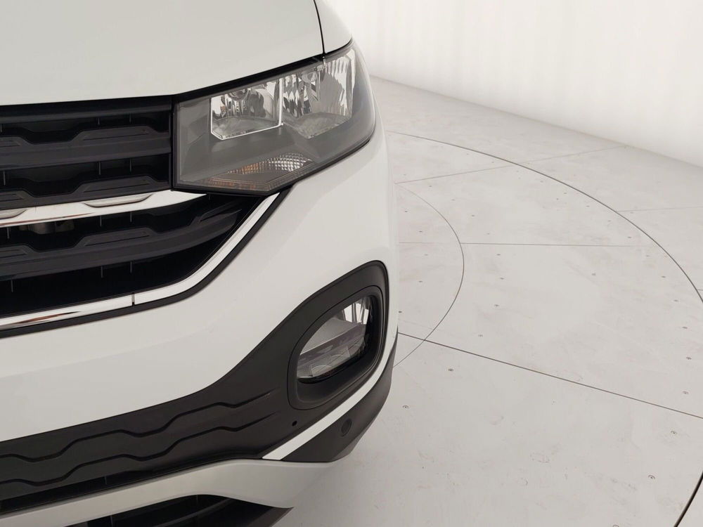 Volkswagen T-Cross usata a Massa-Carrara (8)