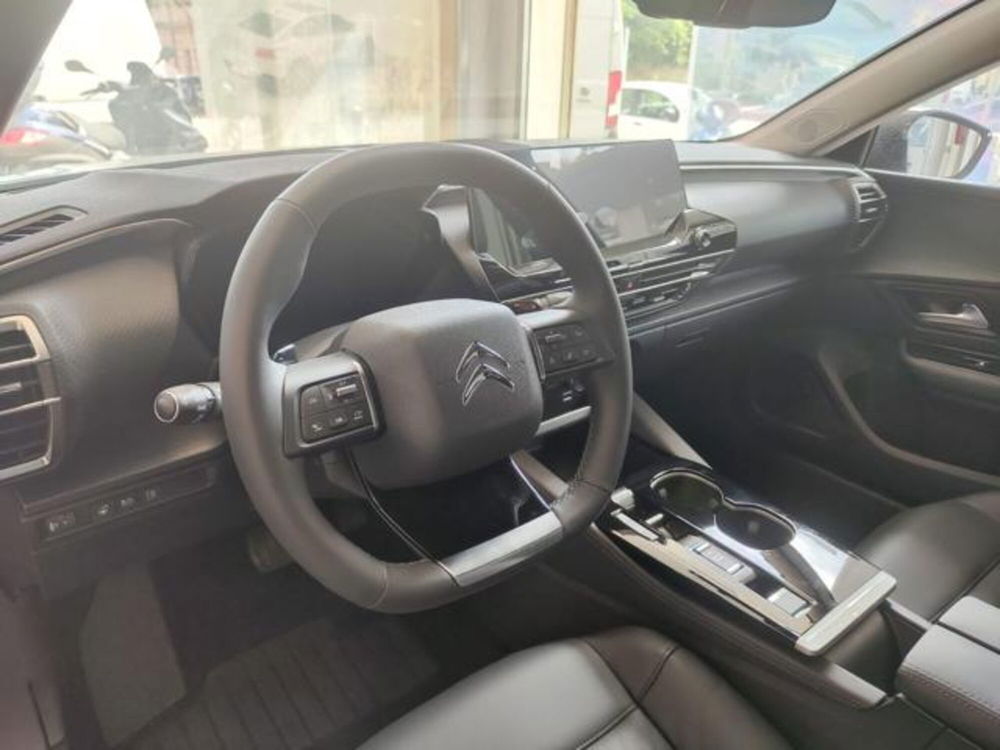 Citroen C5 X nuova a Savona (13)