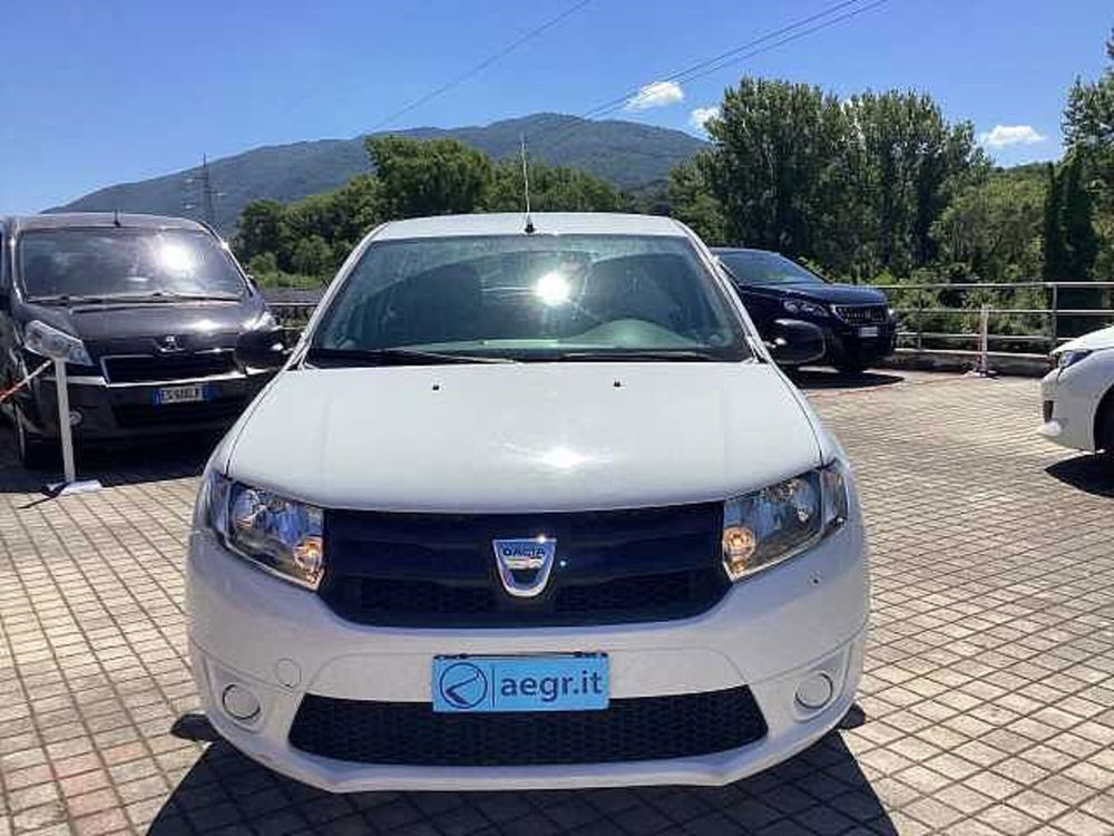 Dacia Sandero usata a Roma (3)