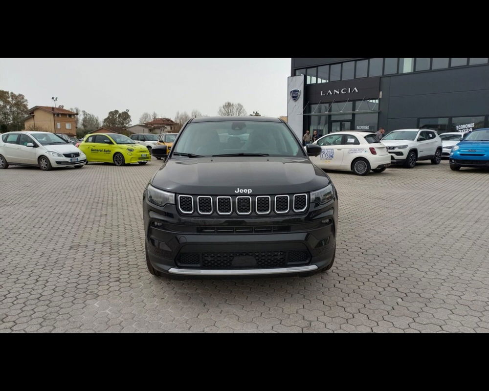 Jeep Compass nuova a Lucca (8)