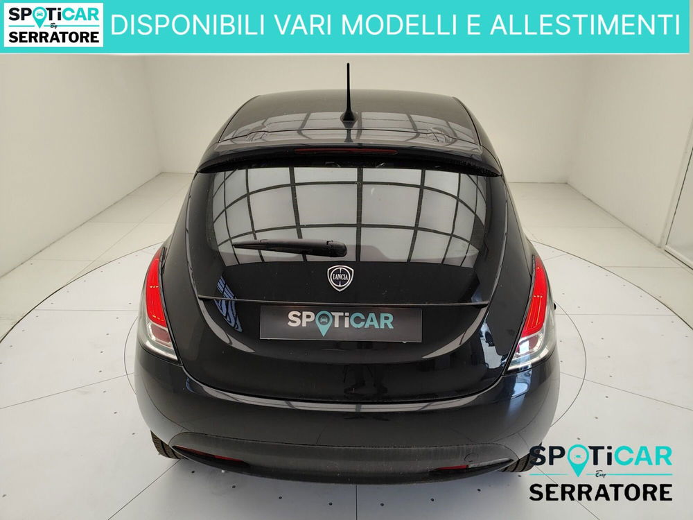 Lancia Ypsilon nuova a Como (7)