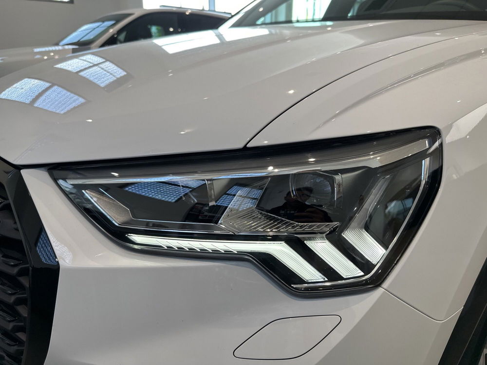 Audi Q3 Sportback nuova a Pistoia (5)