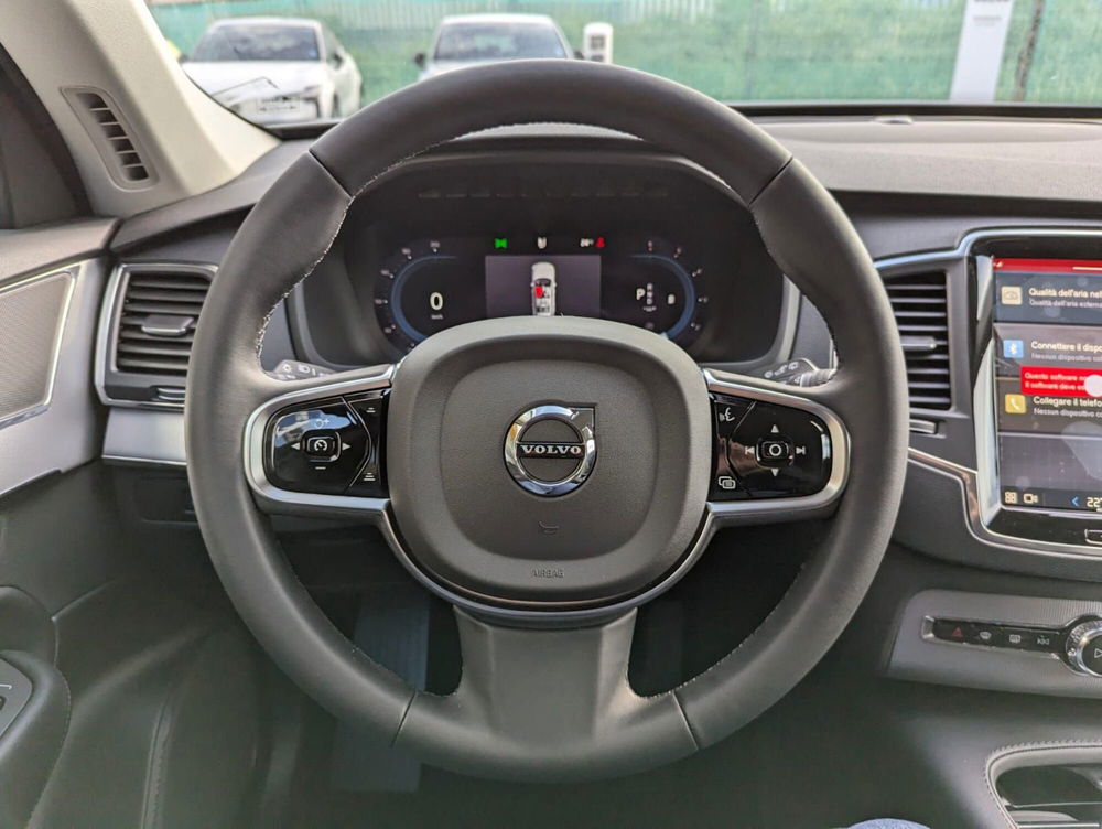 Volvo XC90 nuova a Pescara (14)