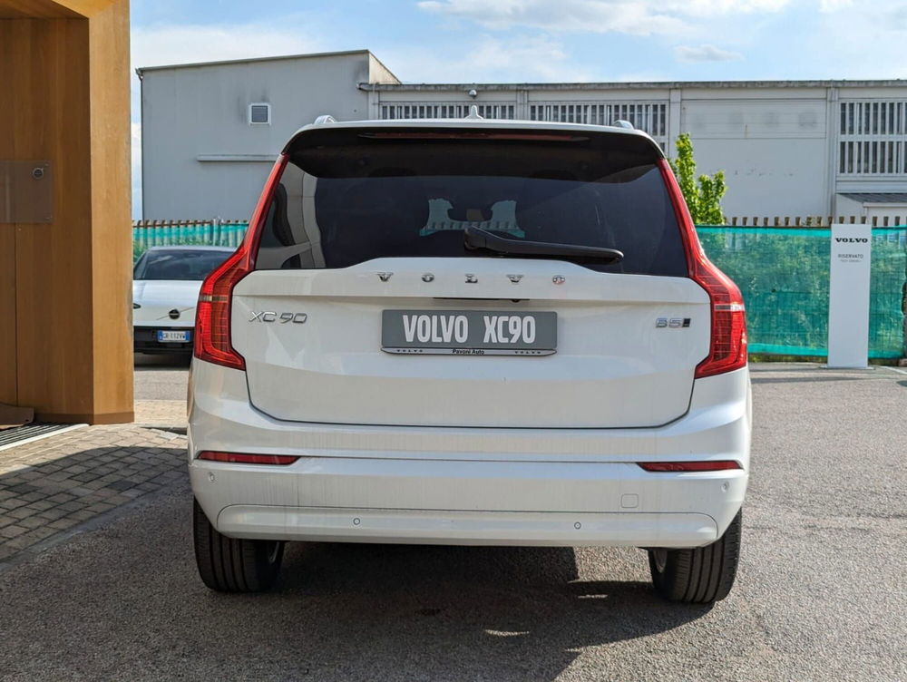 Volvo XC90 nuova a Pescara (3)