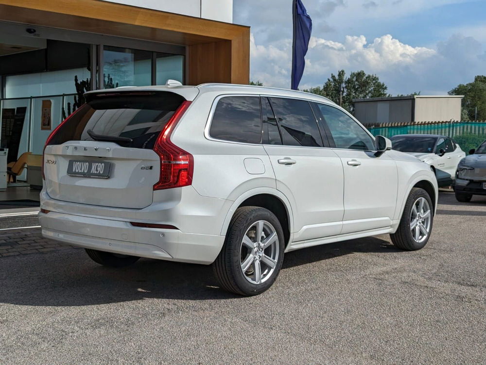 Volvo XC90 nuova a Pescara (7)