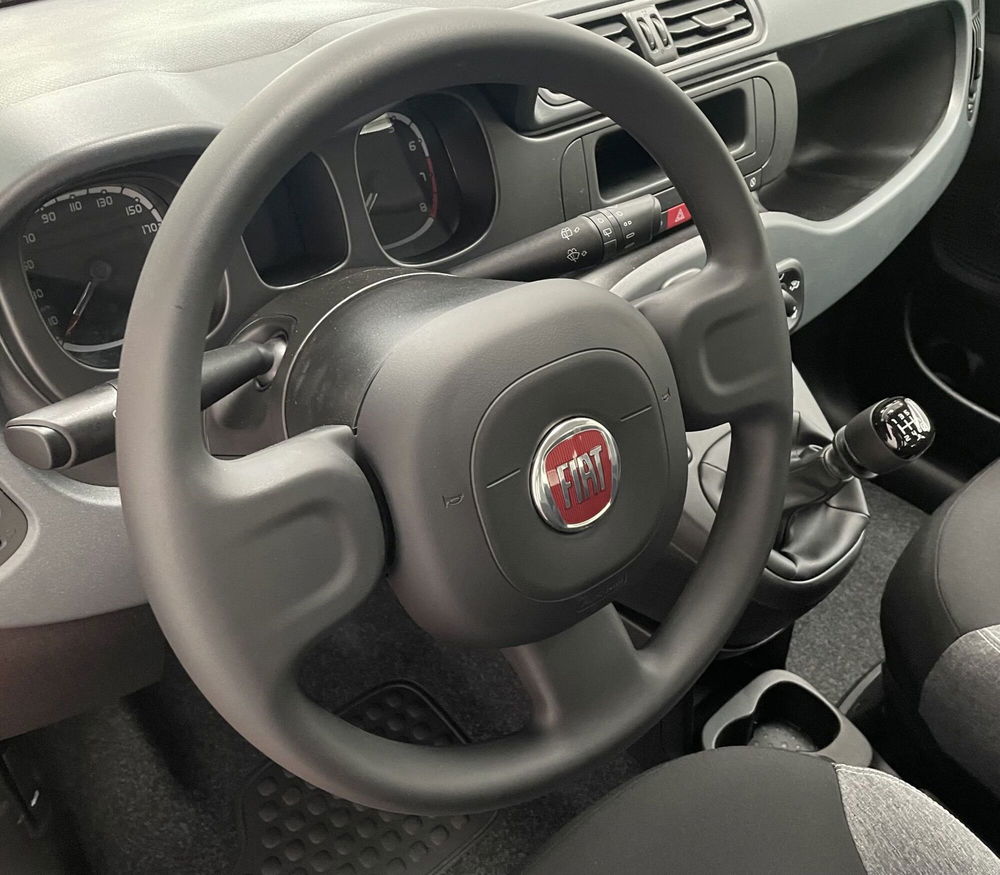 Fiat Panda Cross nuova a Novara (17)