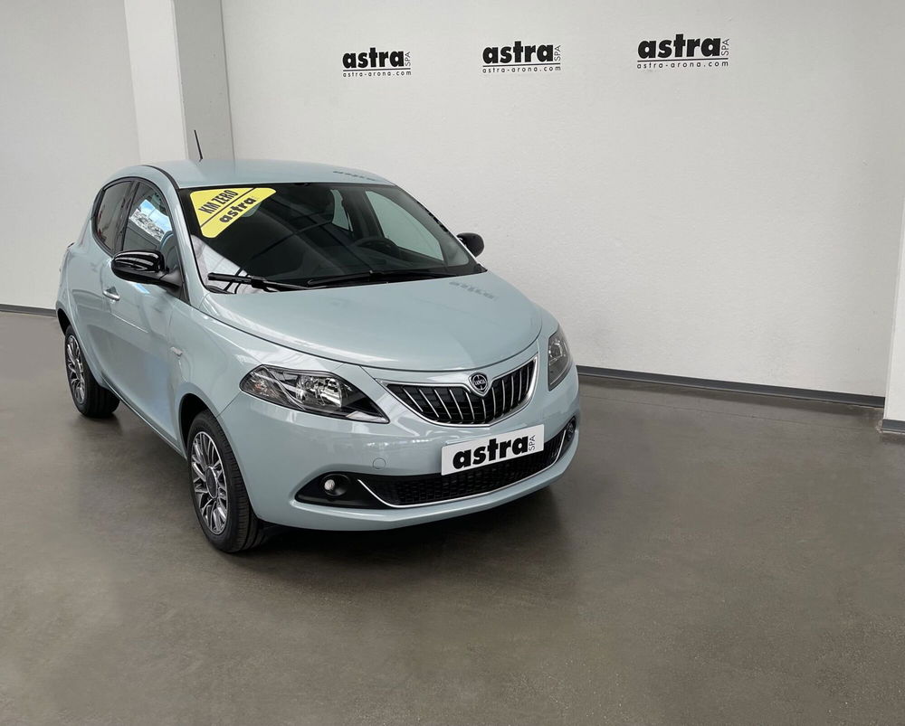 Lancia Ypsilon nuova a Novara