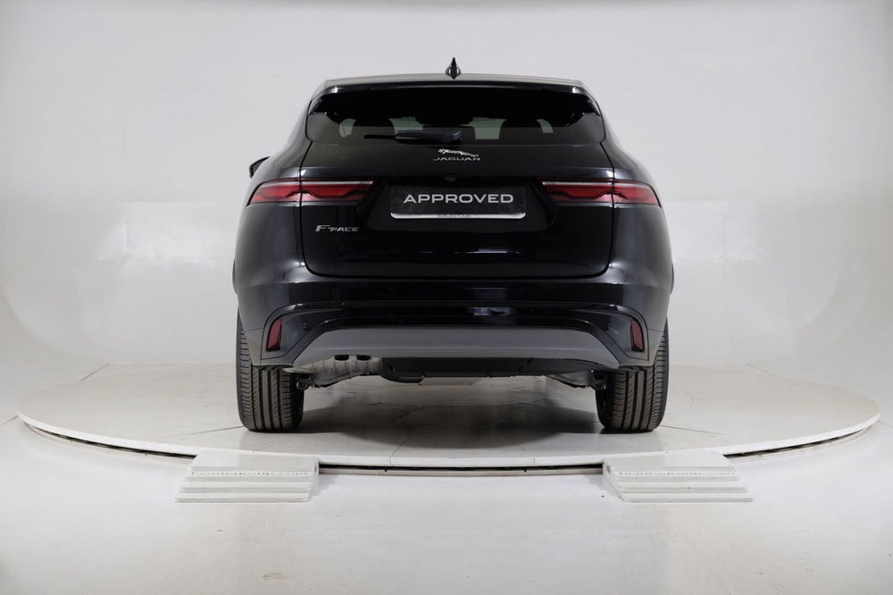 Jaguar F-Pace usata a Torino (7)